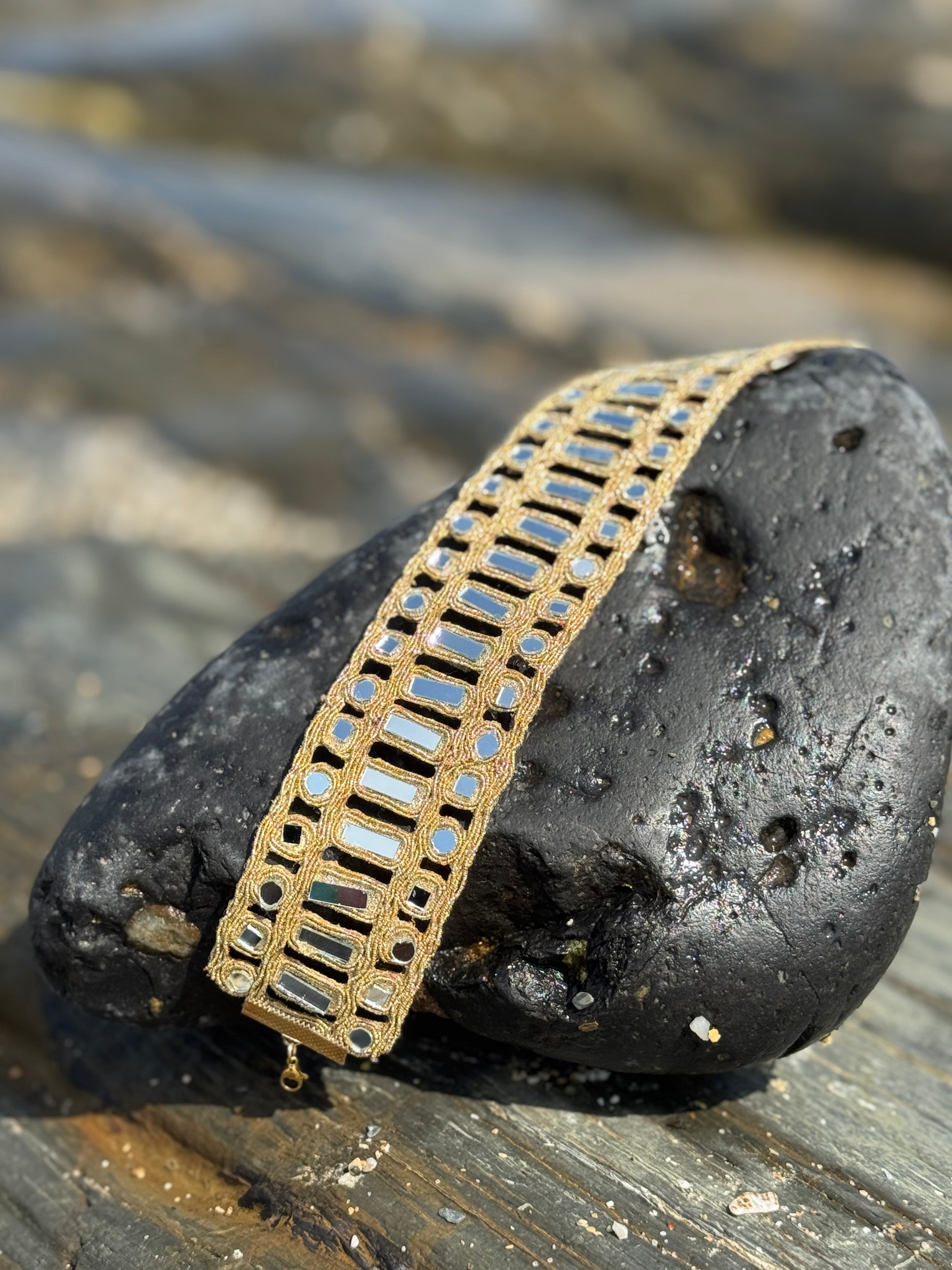 Agni Choker